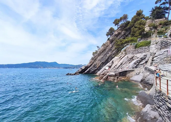 Mit Meerblick Und Privater Garage By Interhome